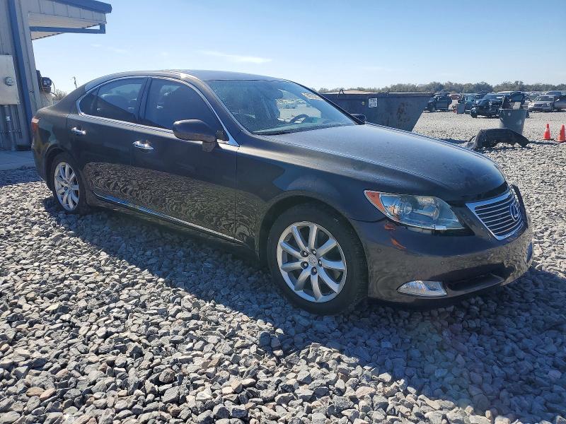 Photo 4 from auction – 2008 LEXUS LS 460 with VIN JTHBL46F185072311