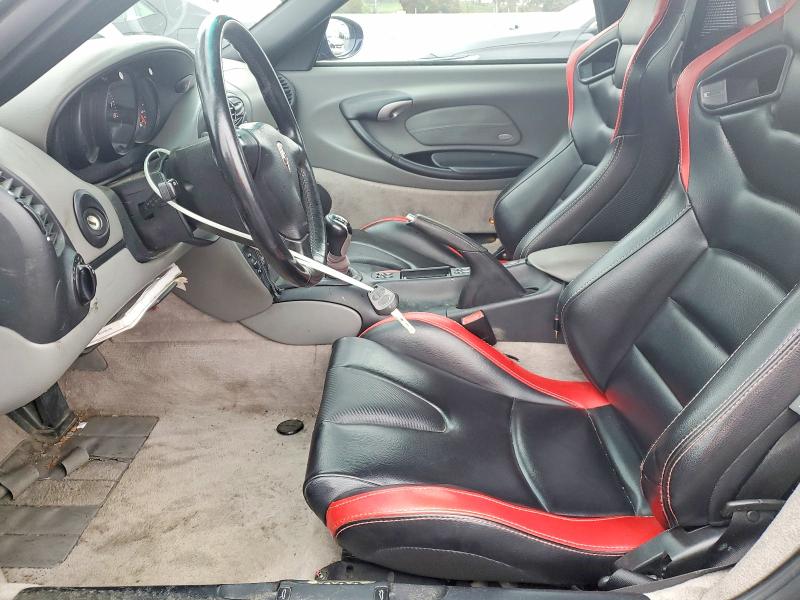 Photo 7 from auction – 2002 PORSCHE BOXSTER with VIN WP0CA298X2U621210