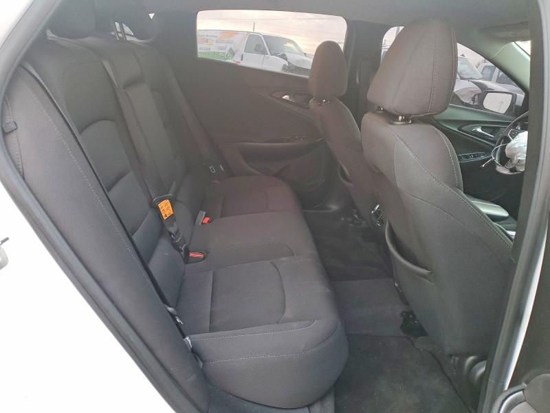 Photo 10 from auction – 2018 CHEVROLET MALIBU LT with VIN 1G1ZD5ST7JF294374