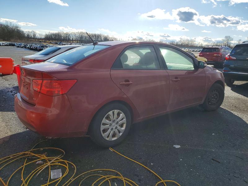Photo 3 from auction – 2010 KIA FORTE EX with VIN KNAFU4A2XA5173256