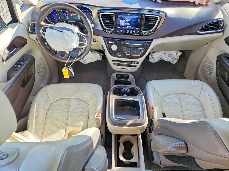 Photo 8 from auction – 2018 CHRYSLER PACIFICA with VIN 2C4RC1EG2JR293448