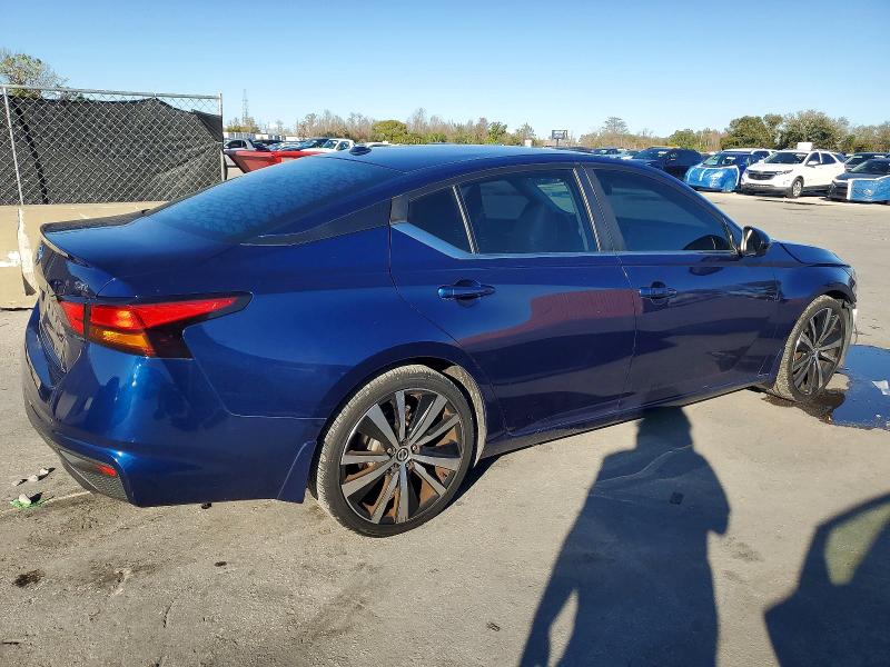 Photo 3 from auction – 2019 NISSAN ALTIMA SR with VIN 1N4BL4CV0KC248920