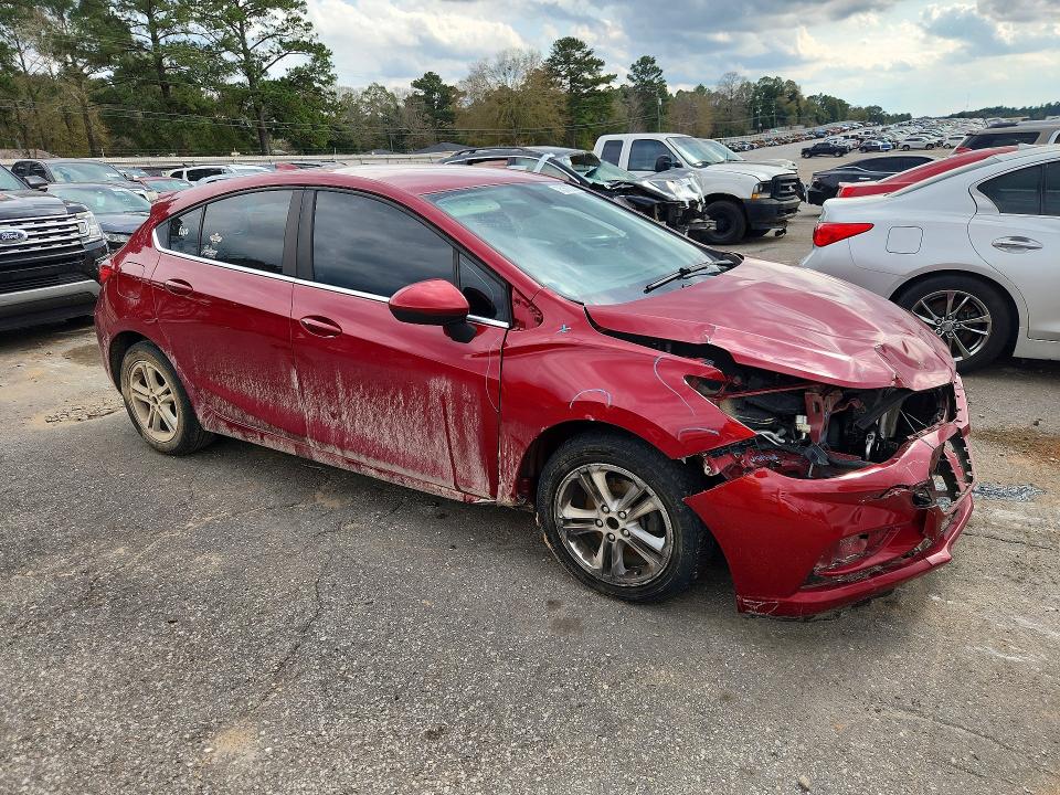 Photo 4 from auction – 2018 CHEVROLET CRUZE with VIN 3G1BH6SE6JS646000
