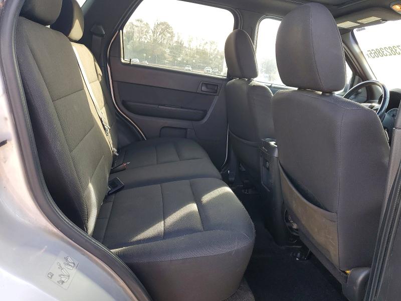 Photo 11 from auction – 2010 FORD ESCAPE with VIN 1FMCU0D71AKD37495