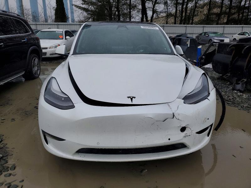 Photo 5 from auction – 2022 TESLA MODEL Y with VIN 7SAYGDEF2NF387620