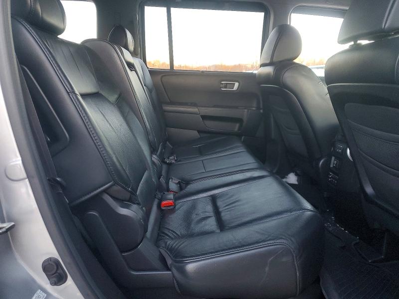 Photo 11 from auction – 2010 HONDA PILOT TOUR with VIN 5FNYF4H93AB027983