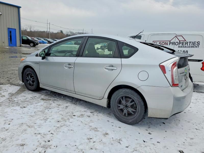 Photo 2 from auction – 2012 TOYOTA PRIUS with VIN JTDKN3DU2C5447333