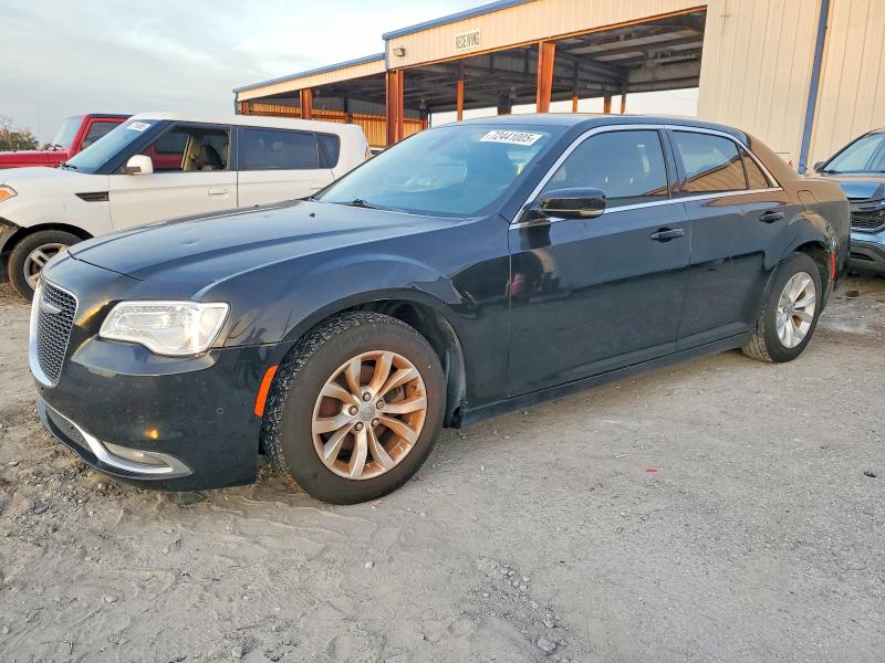CHRYSLER 300 LIMITE 2015 with VIN 2C3CCAAG2FH859640 - Photo from auction