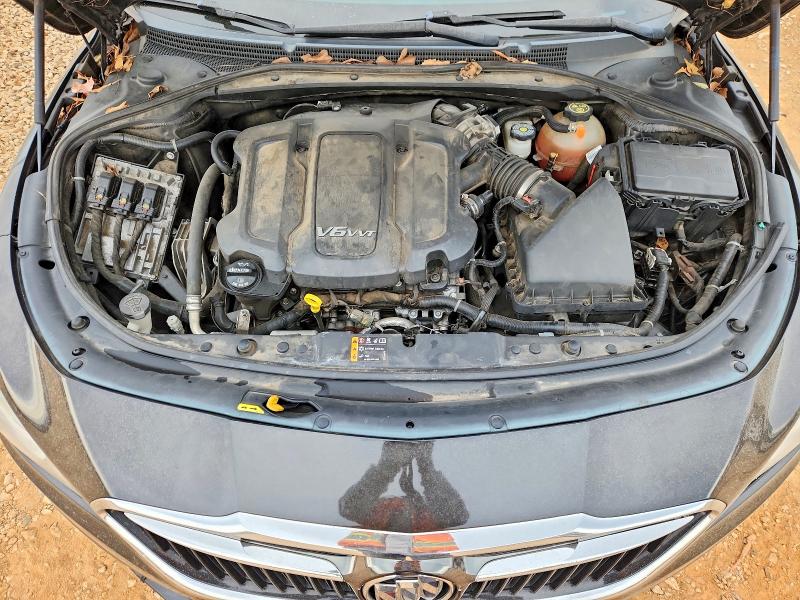 Photo 11 from auction – 2017 BUICK LACROSSE with VIN 1G4ZR5SS3HU208804