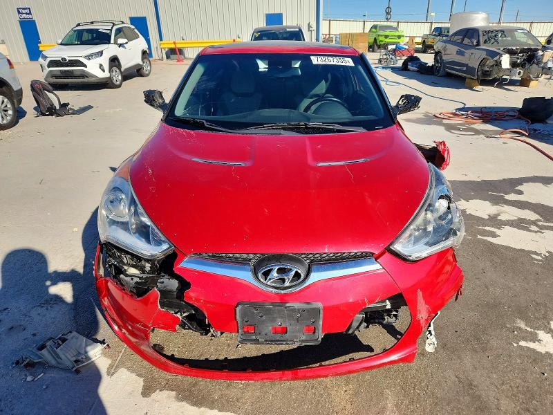 Photo 5 from auction – 2015 HYUNDAI VELOSTER with VIN KMHTC6AD2FU233254