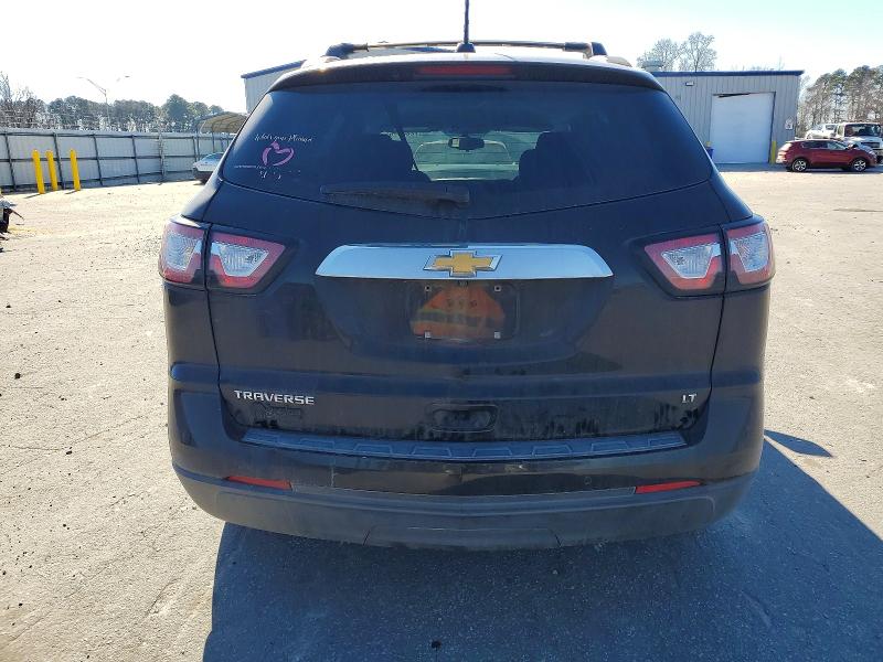 Photo 6 from auction – 2017 CHEVROLET TRAVERSE with VIN 1GNKRGKD4HJ130917