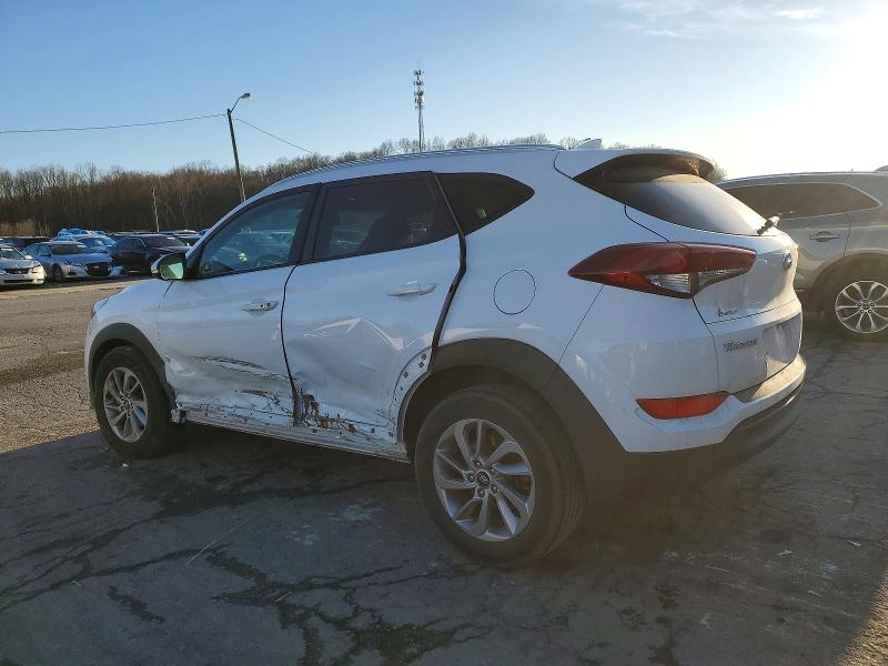 Photo 2 from auction – 2017 HYUNDAI TUCSON with VIN KM8J33A40HU529012