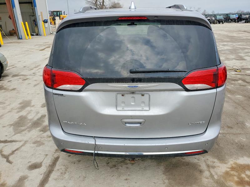 Photo 6 from auction – 2018 CHRYSLER PACIFICA L with VIN 2C4RC1GG2JR170908