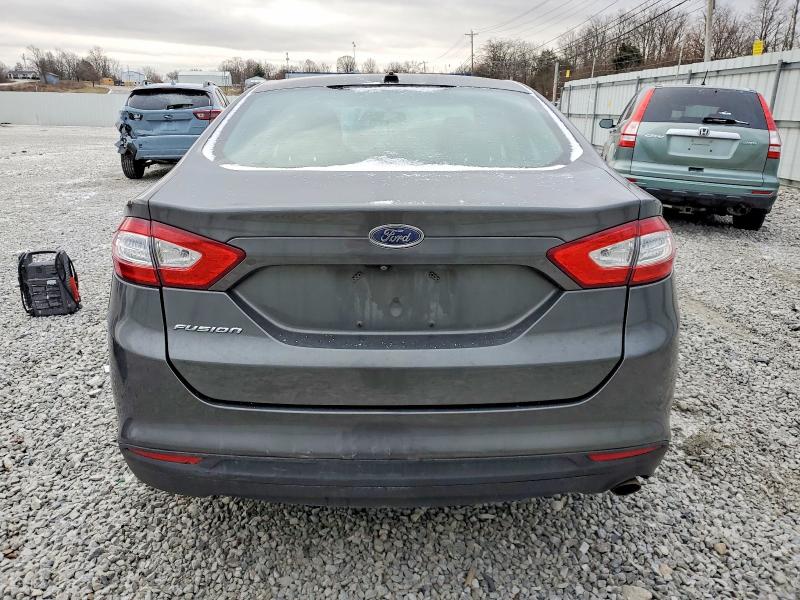 Photo 6 from auction – 2016 FORD FUSION S with VIN 3FA6P0G75GR379604