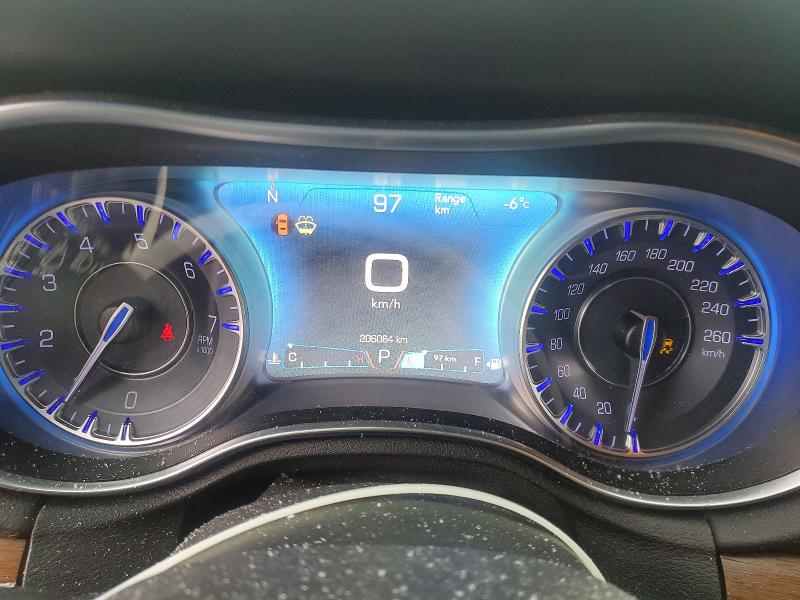 Photo 9 from auction – 2015 CHRYSLER 300C PLATI with VIN 2C3CCASGXFH864583