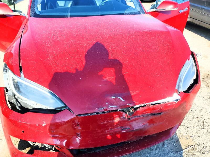 Photo 11 from auction – 2018 TESLA MODEL S with VIN 5YJSA1E44JF263652