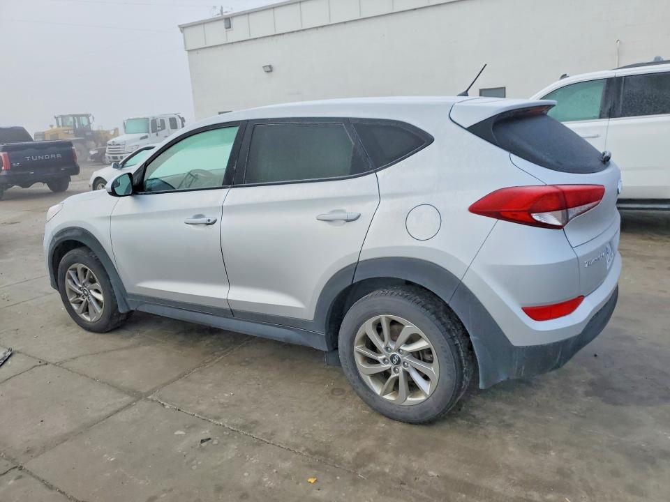 Photo 2 from auction – 2018 HYUNDAI TUCSON SE with VIN KM8J2CA48JU778909