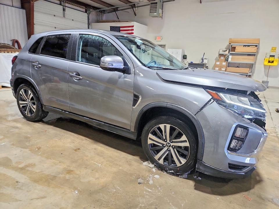 Photo 4 from auction – 2025 MITSUBISHI OUTLANDER with VIN JA4ARUAU9SU006887