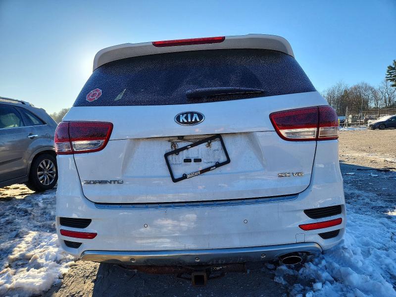 Фото 6 с аукциона – 2016 KIA SORENTO SX с VIN 5XYPKDA50GG102591