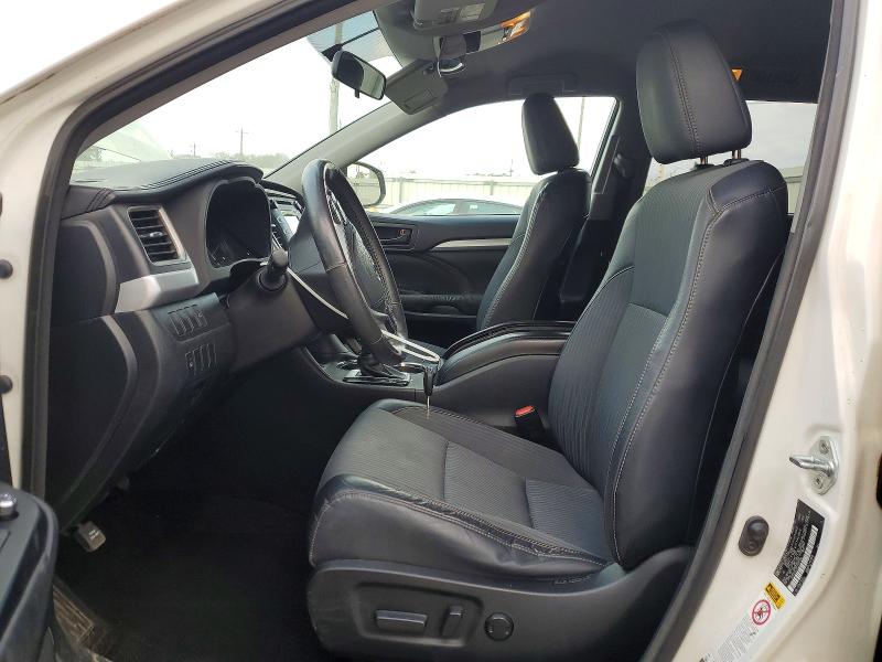 Photo 7 from auction – 2015 TOYOTA HIGHLANDER with VIN 5TDZKRFH9FS083596
