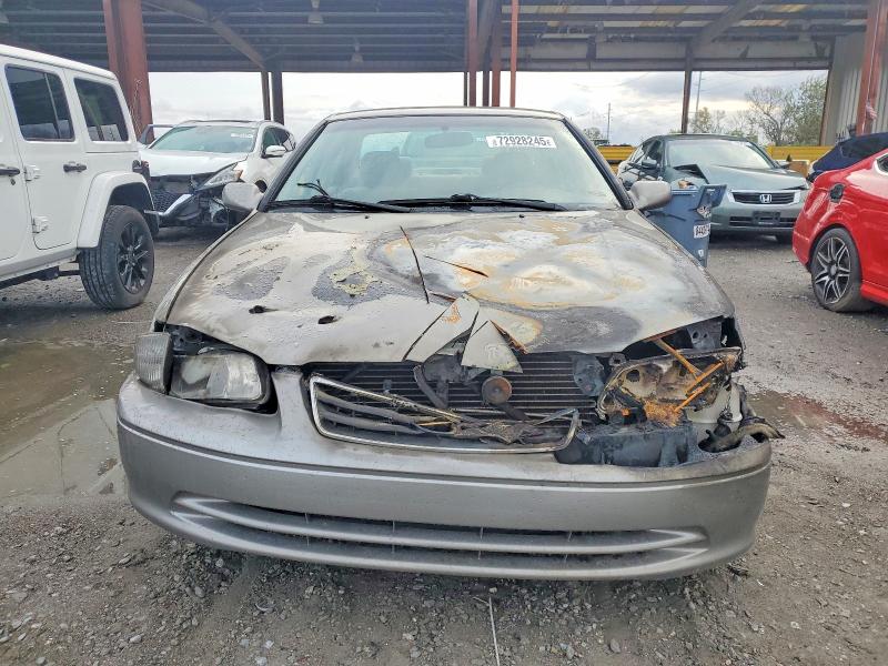 Photo 5 from auction – 2000 TOYOTA CAMRY CE with VIN 4T1BG22K9YU709055
