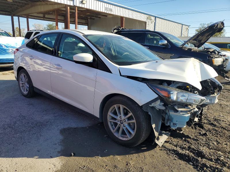 Foto 4 de la subasta – 2018 FORD FOCUS SE con VIN 1FADP3F23JL327795