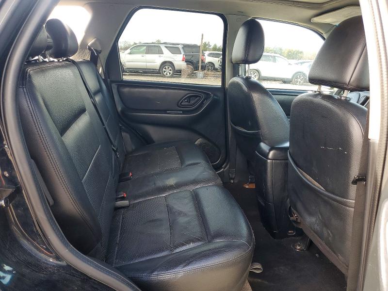 Photo 11 from auction – 2007 FORD ESCAPE LIM with VIN 1FMCU04127KB37164