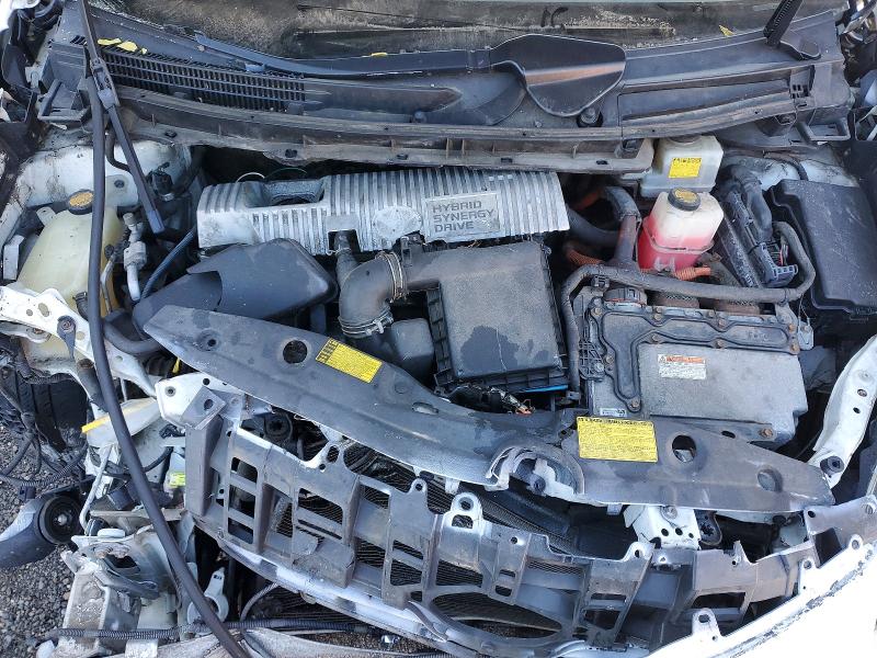 Photo 11 from auction – 2011 TOYOTA PRIUS with VIN JTDKN3DU3B5325823