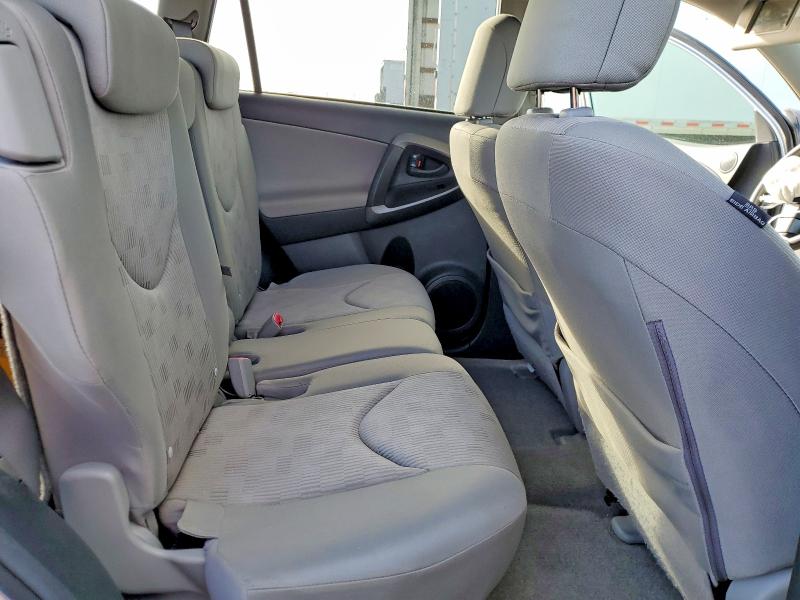 Photo 11 from auction – 2011 TOYOTA RAV4 with VIN JTMKF4DV9B5037994