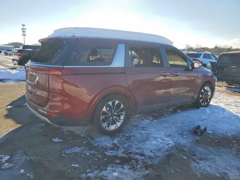 Photo 3 from auction – 2024 KIA CARNIVAL with VIN KNDNC5H37R6316871