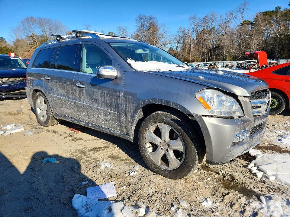 Photo 4 from auction – 2010 MERCEDES-BENZ GL 450 4MA with VIN 4JGBF7BE1AA542563