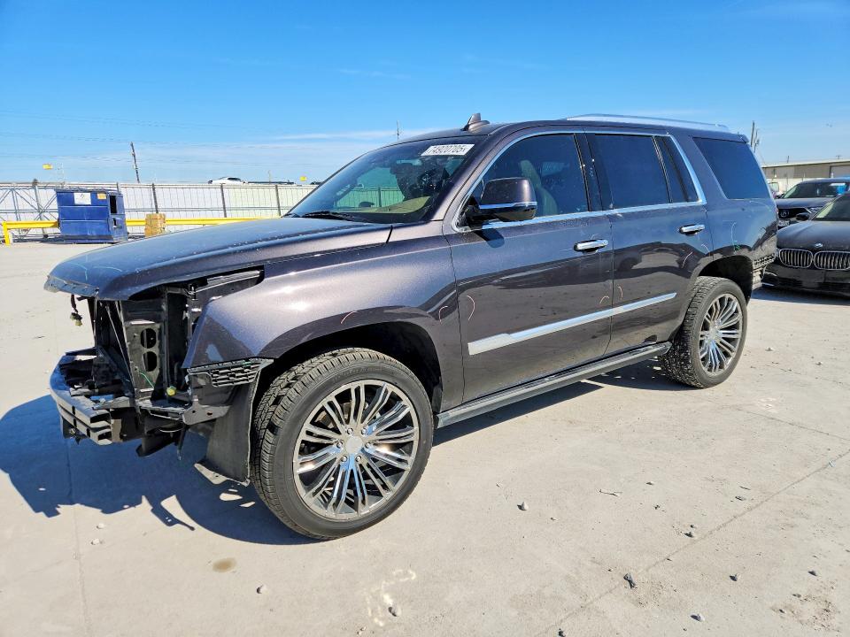 CADILLAC ESCALADE 2018 with VIN 1GYS4DKJ2JR242127 - Photo from auction