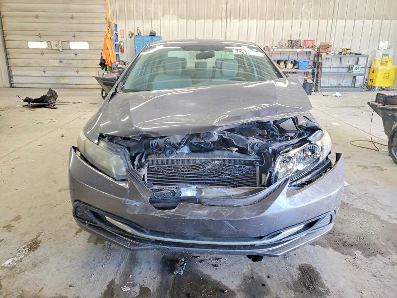 Photo 5 from auction – 2015 HONDA CIVIC LX with VIN 19XFB2F52FE704672