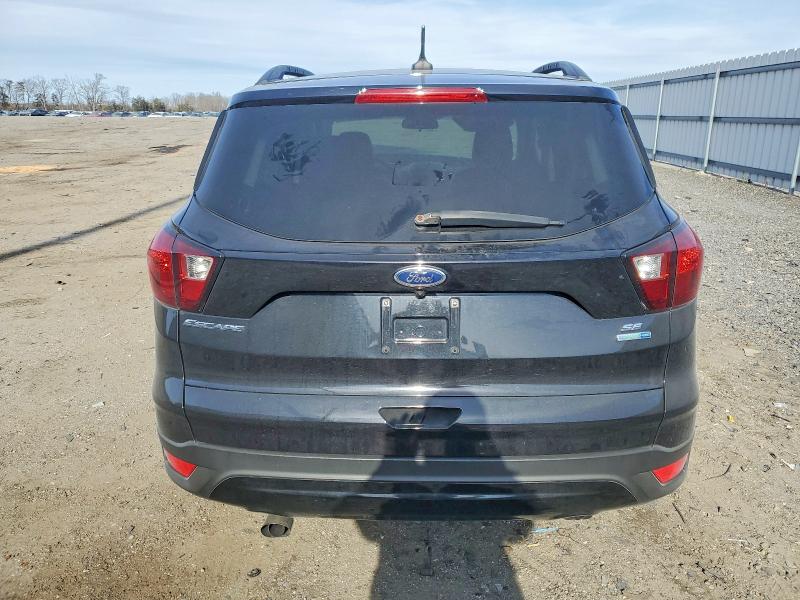 Photo 6 from auction – 2019 FORD ESCAPE with VIN 1FMCU9GD1KUA27827