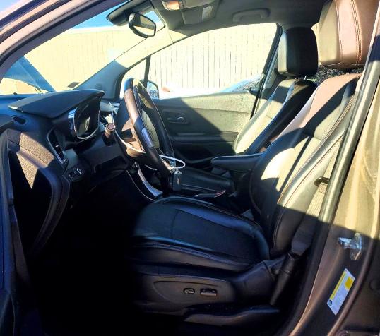 Photo 7 from auction – 2021 CHEVROLET TRAX 1LT with VIN KL7CJLSM7MB361745
