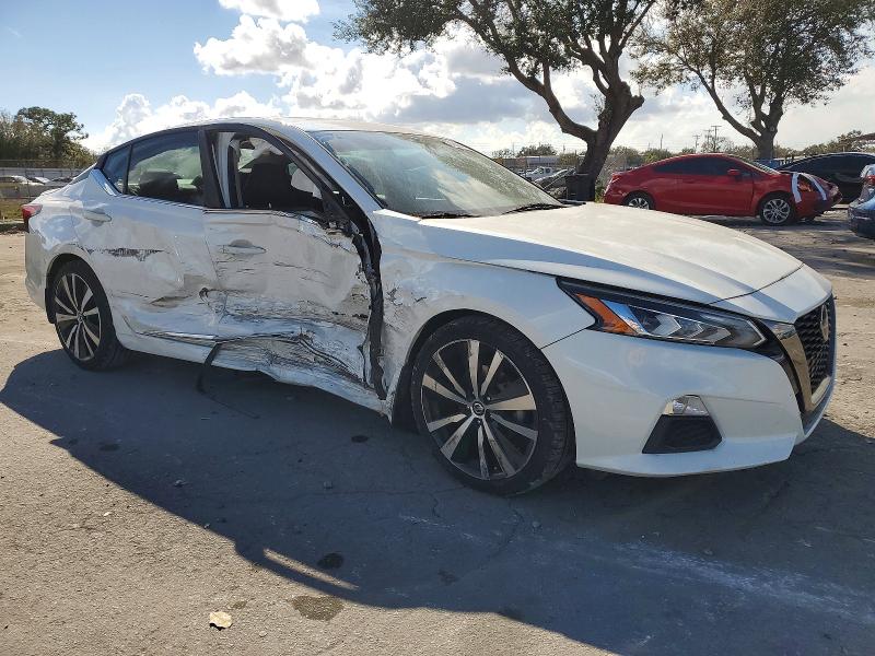 Photo 4 from auction – 2019 NISSAN ALTIMA SR with VIN 1N4BL4CV0KN313012