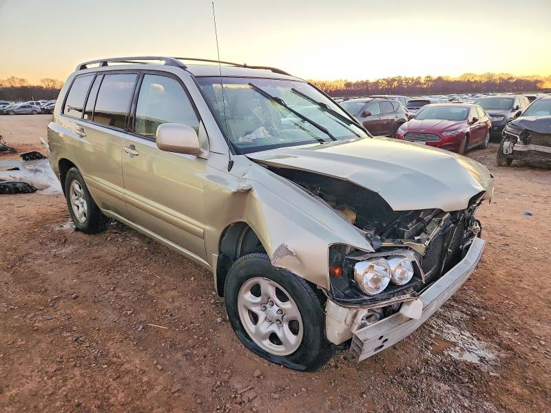 Photo 4 from auction – 2003 TOYOTA HIGHLANDER with VIN JTEGD21A130065820