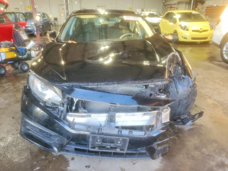 Foto 5 de la subasta – 2016 HONDA CIVIC EX con VIN 2HGFC2F79GH521744