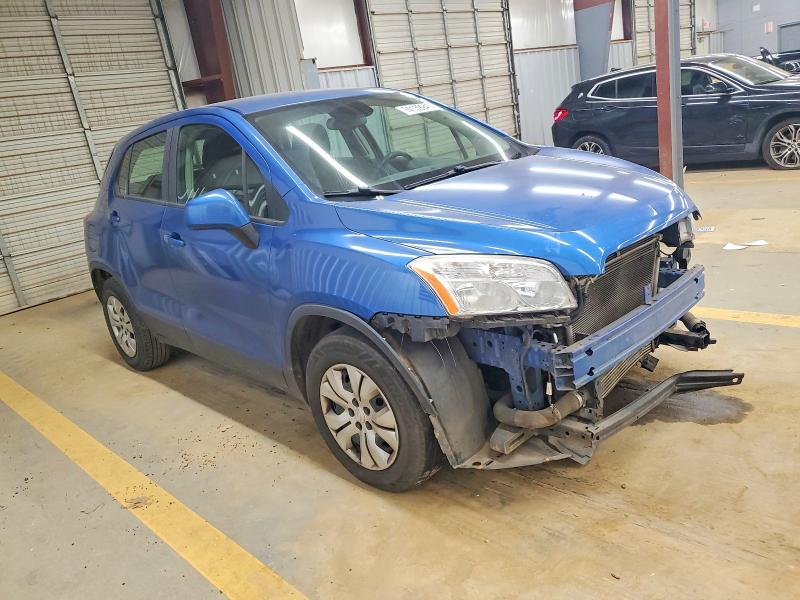 Photo 4 from auction – 2015 CHEVROLET TRAX LS with VIN KL7CJKSB9FB120376