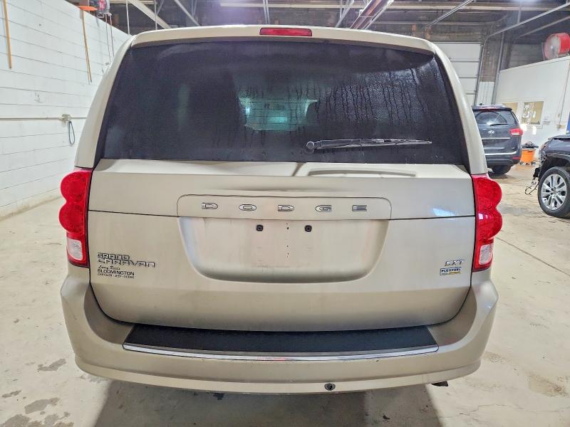 Photo 6 from auction – 2014 DODGE GRAND CARA with VIN 2C4RDGCG7ER263550