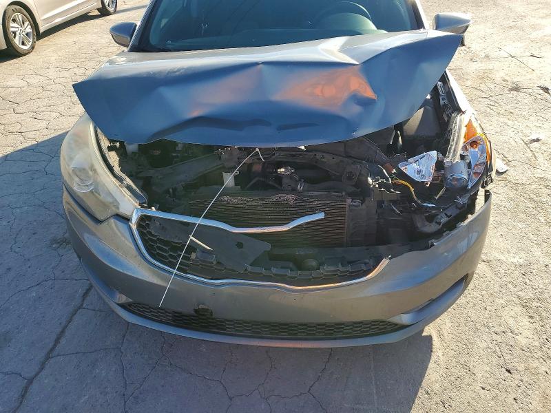 Photo 11 from auction – 2016 KIA FORTE with VIN KNAFK5A83G5654653