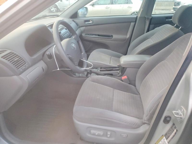 Photo 7 from auction – 2005 TOYOTA CAMRY LE with VIN 4T1BE30KX5U075751