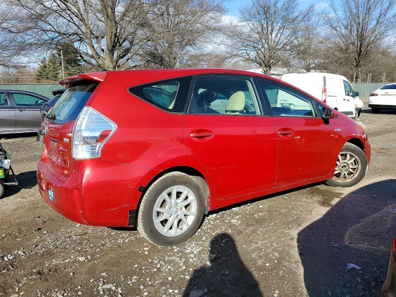 Photo 3 from auction – 2013 TOYOTA PRIUS V with VIN JTDZN3EU2D3226647