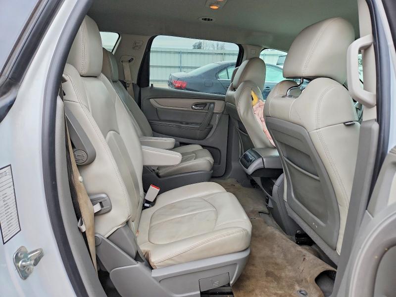 Photo 11 from auction – 2016 CHEVROLET TRAVERSE L with VIN 1GNKRHKD1GJ269567