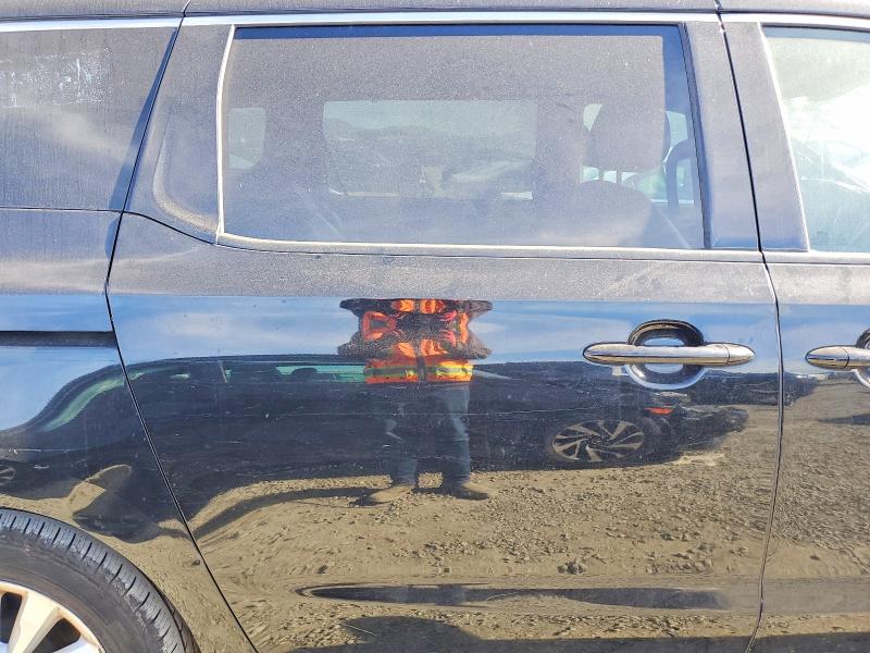 Photo 10 from auction – 2017 KIA SEDONA with VIN KNDMC5C10H6272275