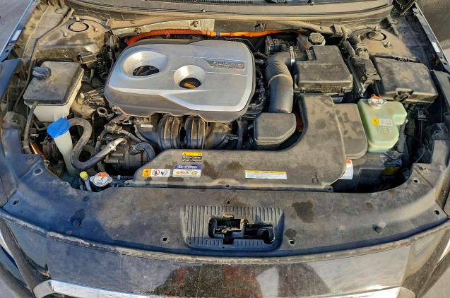 Photo 11 from auction – 2017 HYUNDAI SONATA with VIN KMHE24L10HA046828