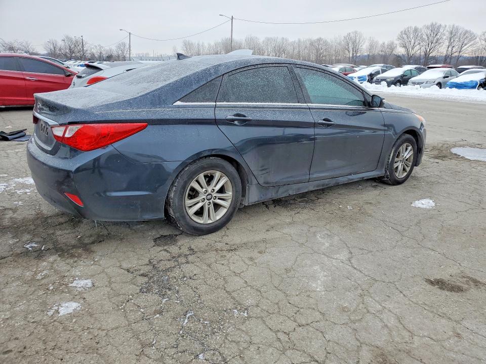 Photo 3 from auction – 2014 HYUNDAI SONATA with VIN 5NPEB4AC9EH915441
