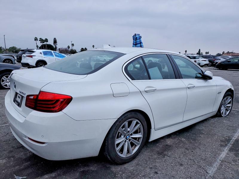 Photo 3 from auction – 2016 BMW 528 I with VIN WBA5A5C53GD526372