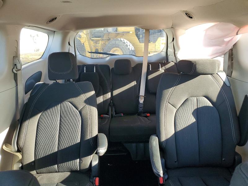 Photo 10 from auction – 2023 CHRYSLER VOYAGER with VIN 2C4RC1CG3PR534431