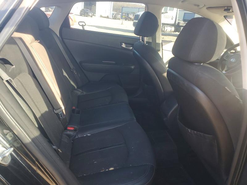Photo 10 from auction – 2016 KIA OPTIMA with VIN 5XXGT4L3XGG100134